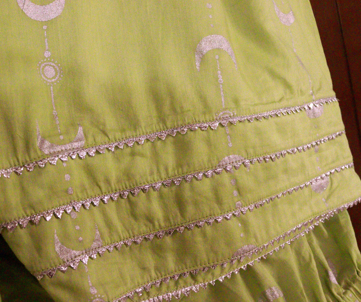 Chaand Tara handcrafted two-piece lawn suit by Indigo Studio