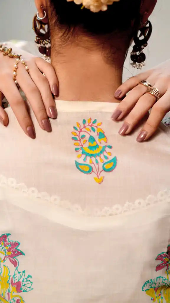 Noor-e-Gul artisan women’s outfit by Indigo Studio