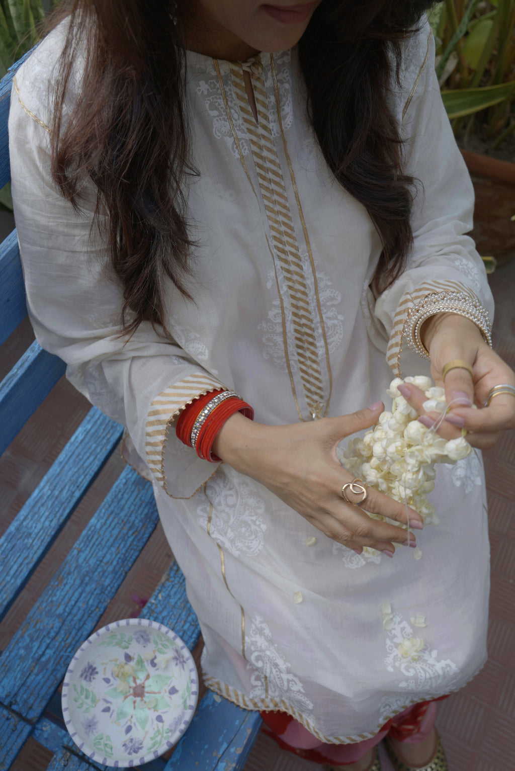 Motia handcrafted women’s pret wear suit by Indigo Studio